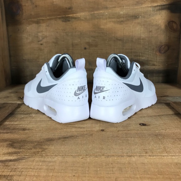 NEW Nike Air Max Tavas - Picture 4 of 6